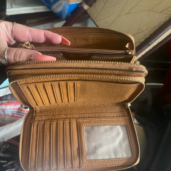 Just don’t want it - Picture 1 of 2